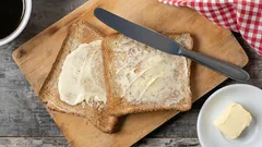 Kolik másla denně je ještě v pořádku? Velikost porce vás překvapí