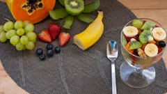 Víte, jaké ovoce byste neměli jíst k snídani?